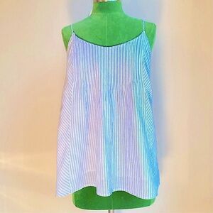 Maternity brand A Pea in the Pod Sleeveless Top